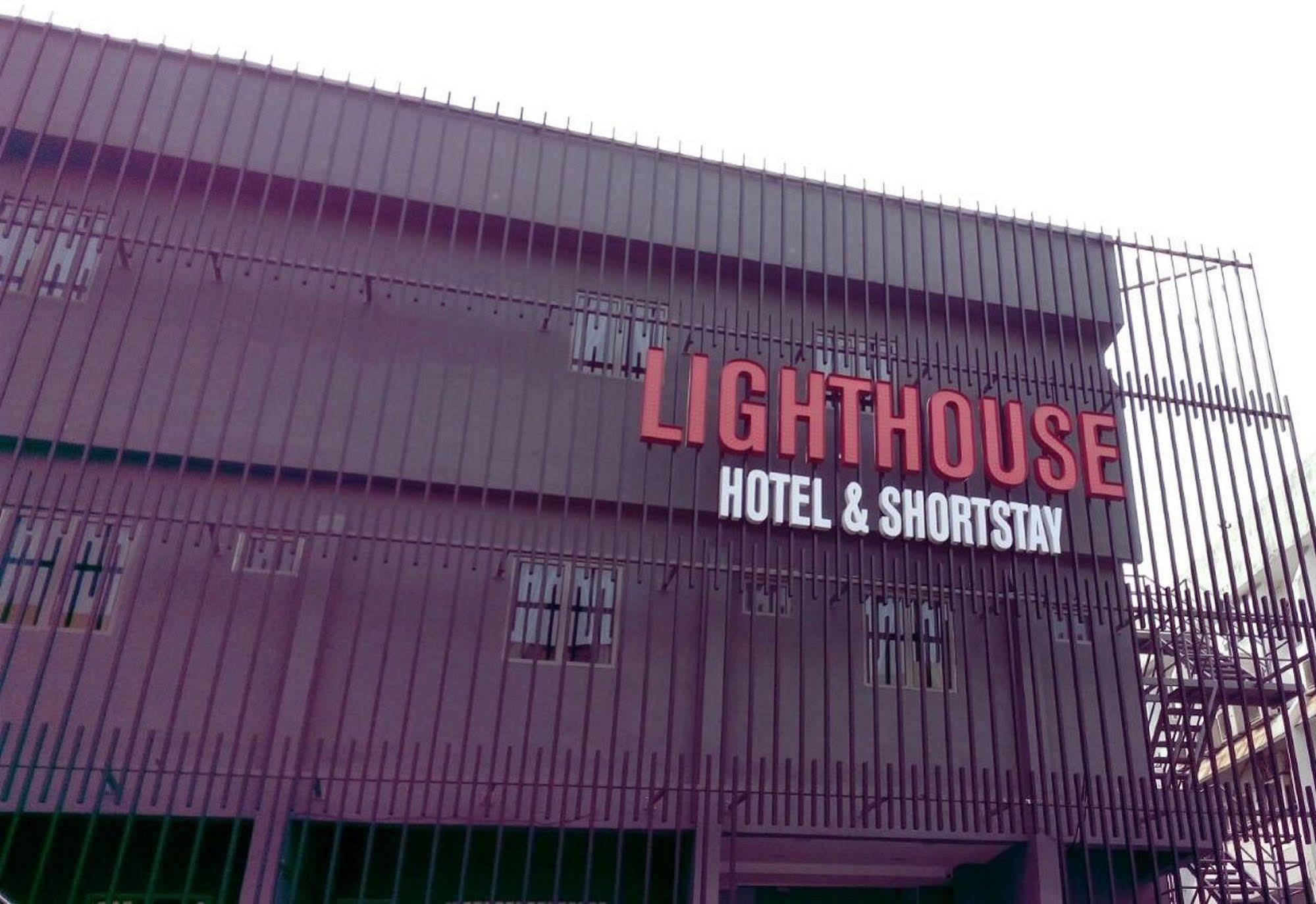Lighthouse Hotel & Shortstay @ Damansara Uptown Petaling Jaya Ngoại thất bức ảnh
