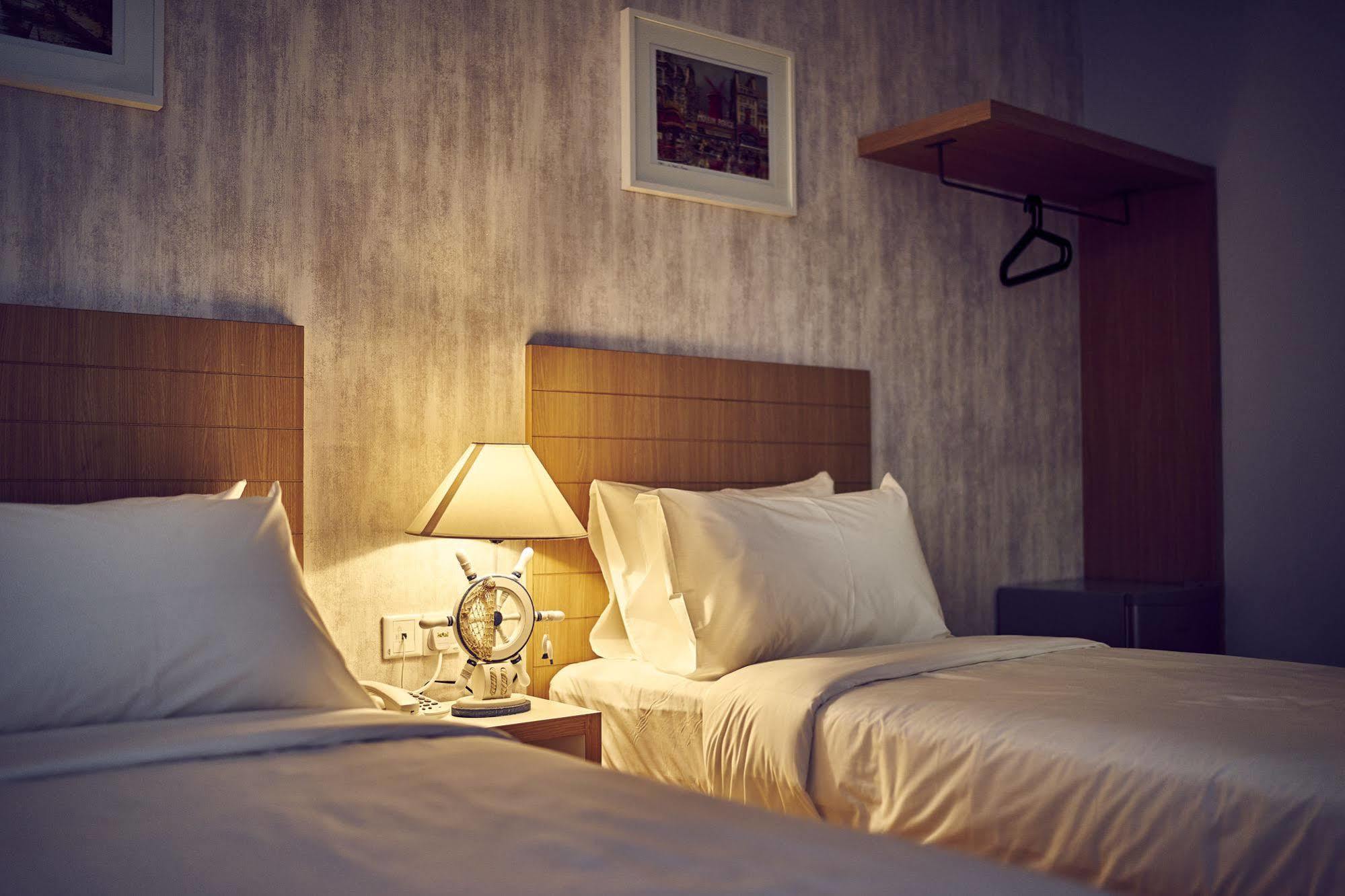 Lighthouse Hotel & Shortstay @ Damansara Uptown Petaling Jaya Ngoại thất bức ảnh