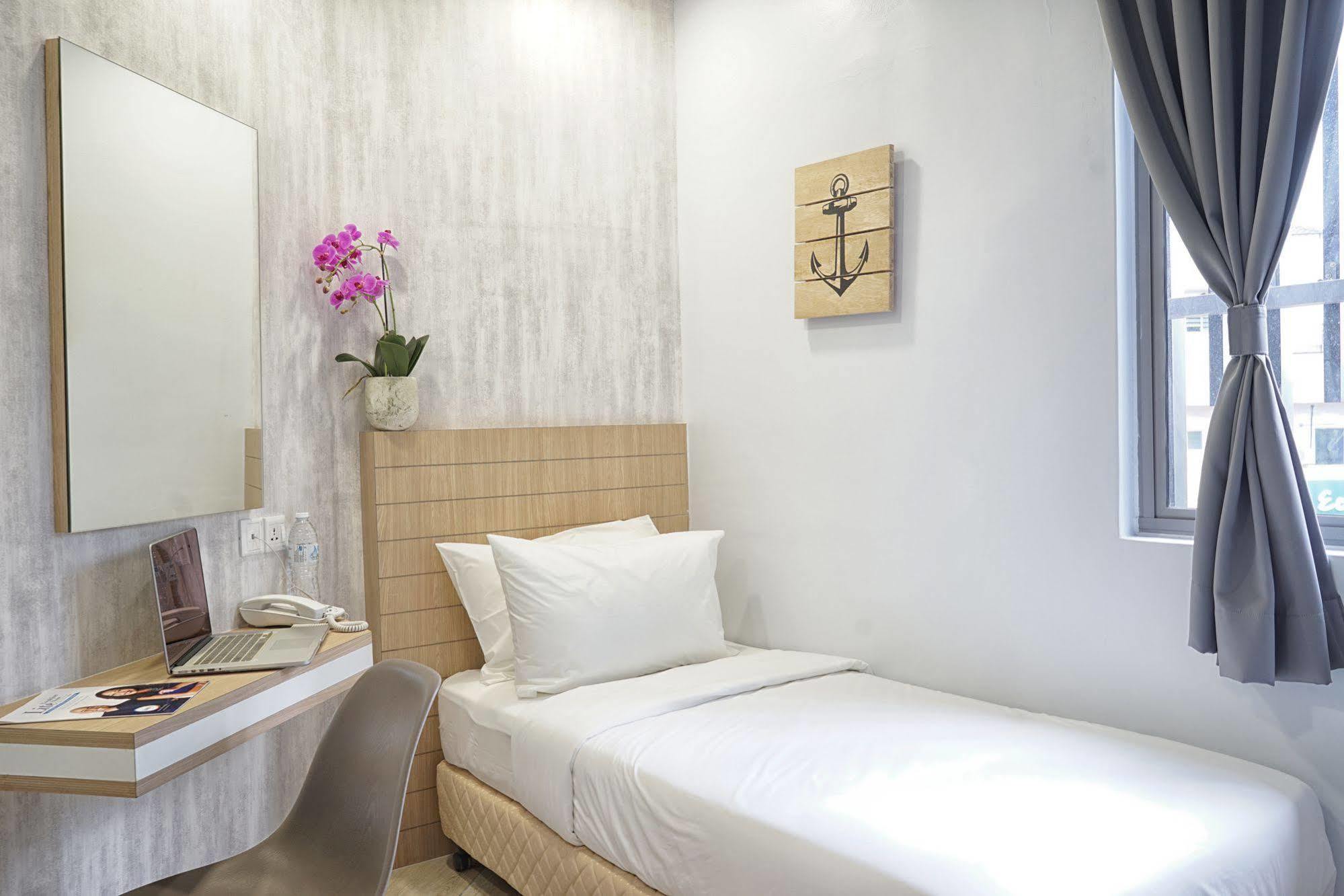 Lighthouse Hotel & Shortstay @ Damansara Uptown Petaling Jaya Ngoại thất bức ảnh