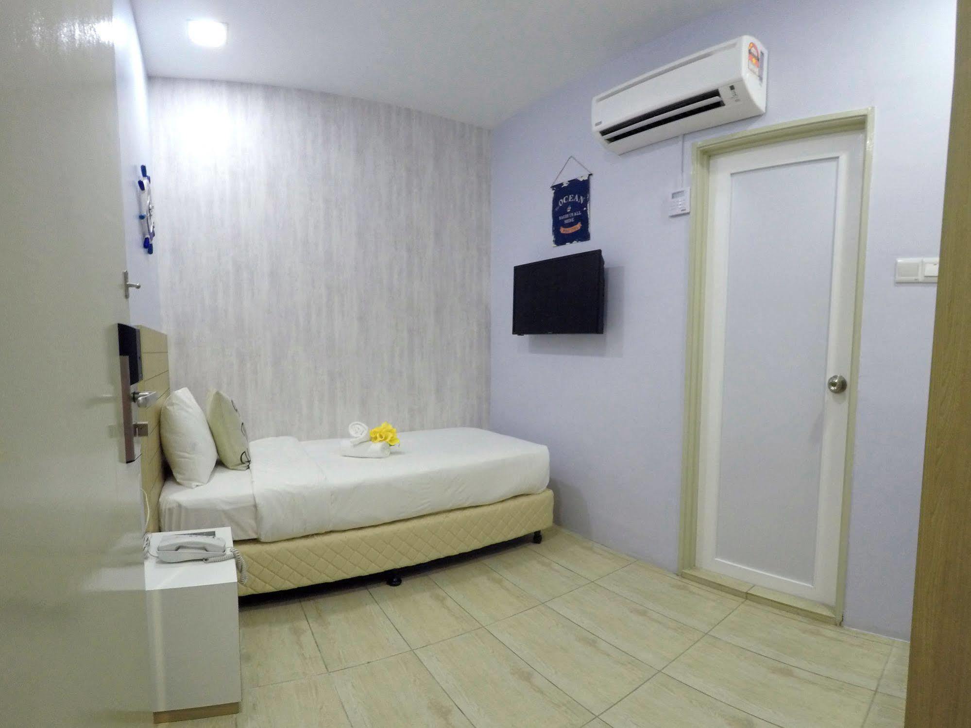 Lighthouse Hotel & Shortstay @ Damansara Uptown Petaling Jaya Ngoại thất bức ảnh